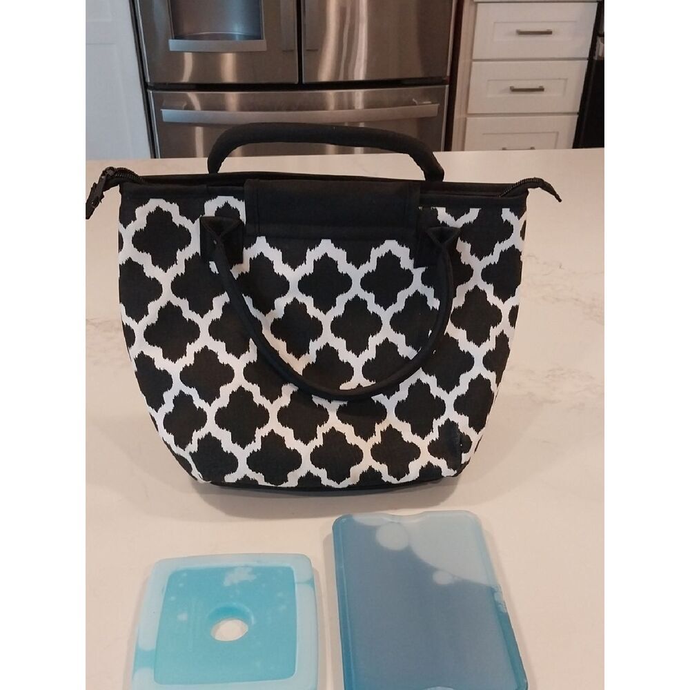 Fit And Fresh Ikat TilE Black & White Patterned InsulatedTote Bag.